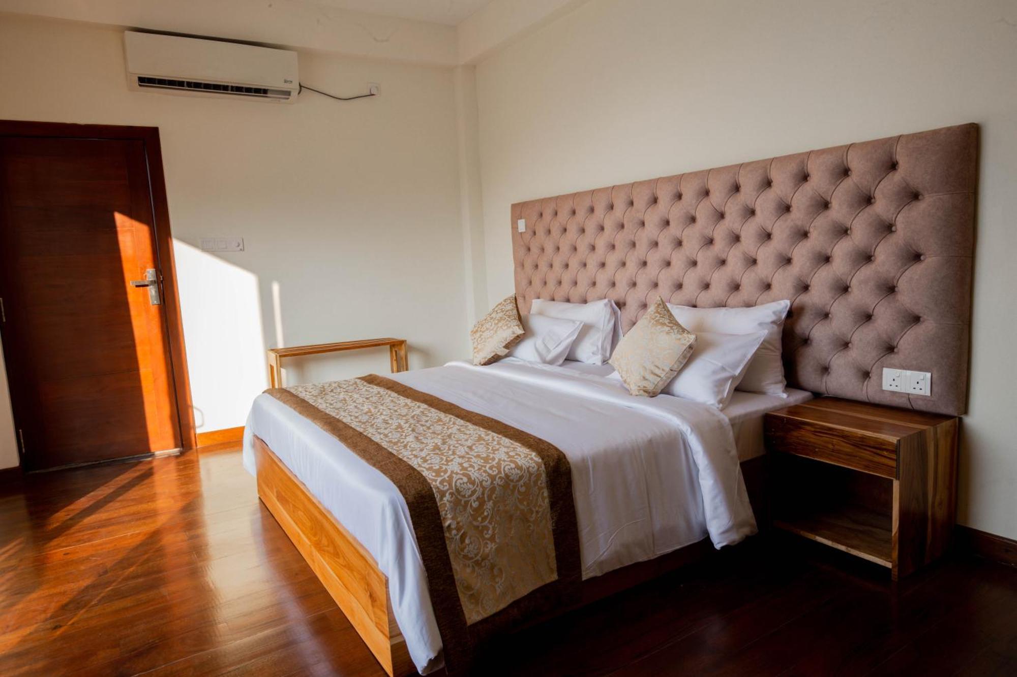 Manthra Leisure Hotell Kandy Eksteriør bilde
