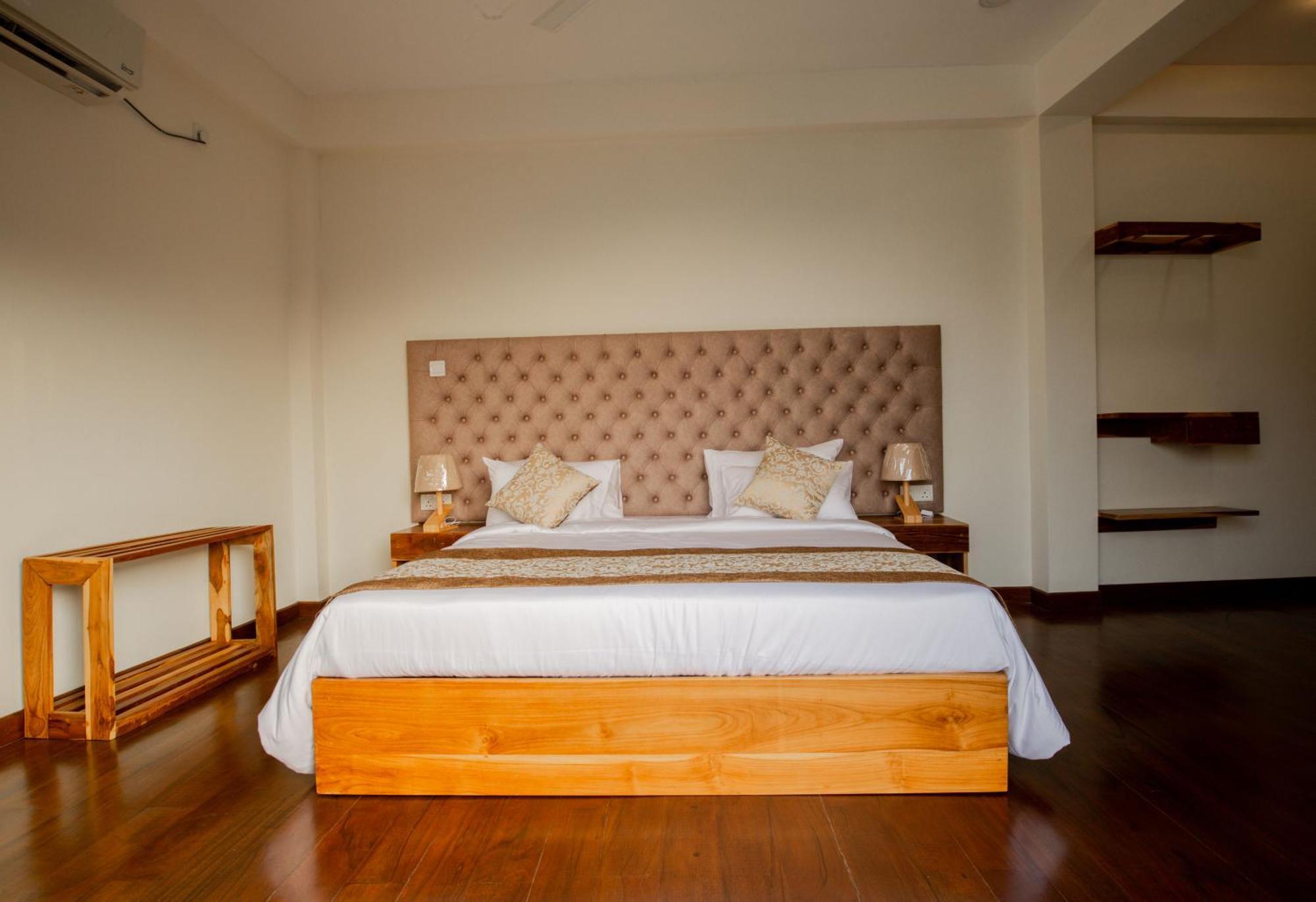 Manthra Leisure Hotell Kandy Eksteriør bilde