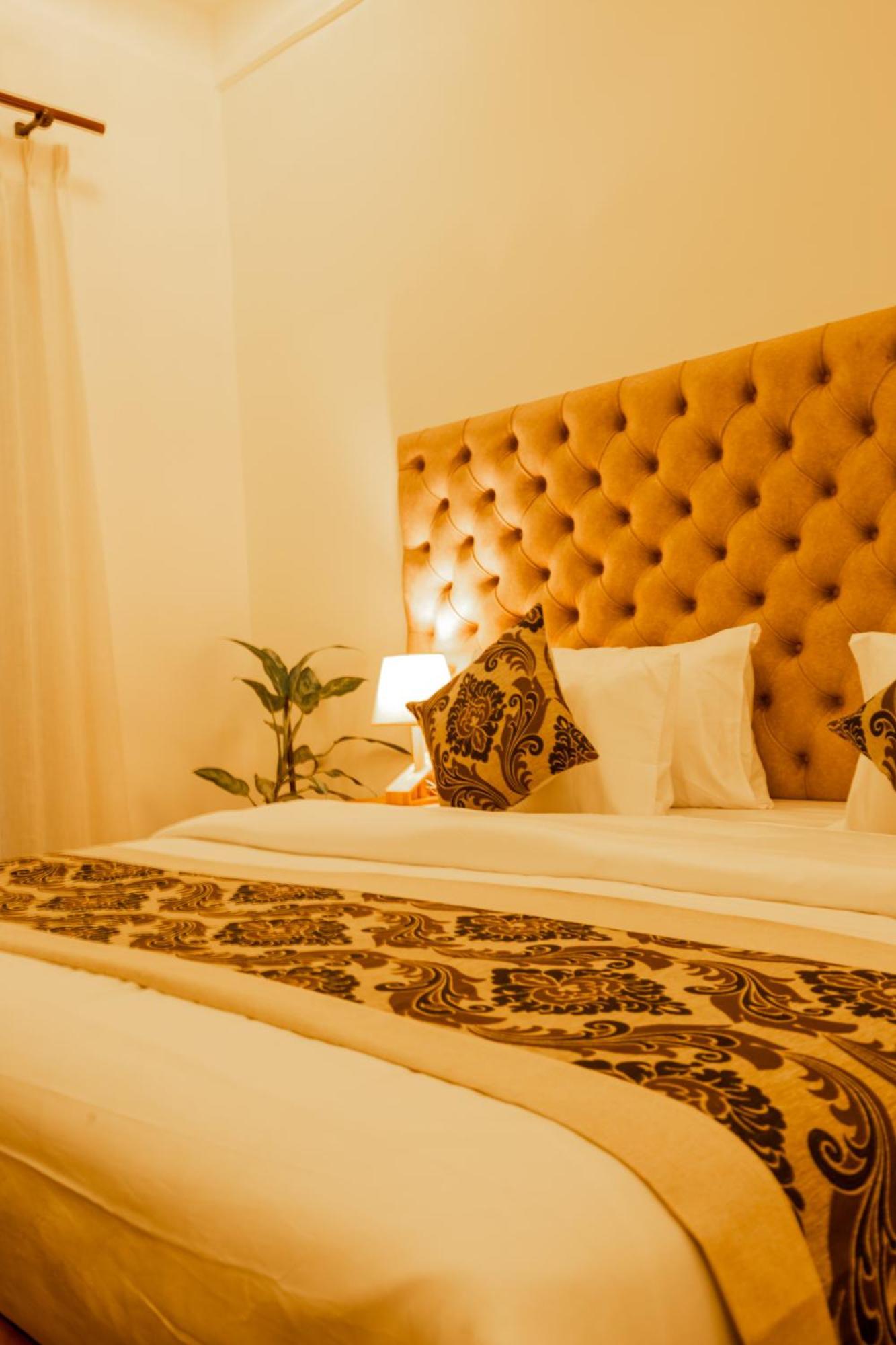 Manthra Leisure Hotell Kandy Eksteriør bilde
