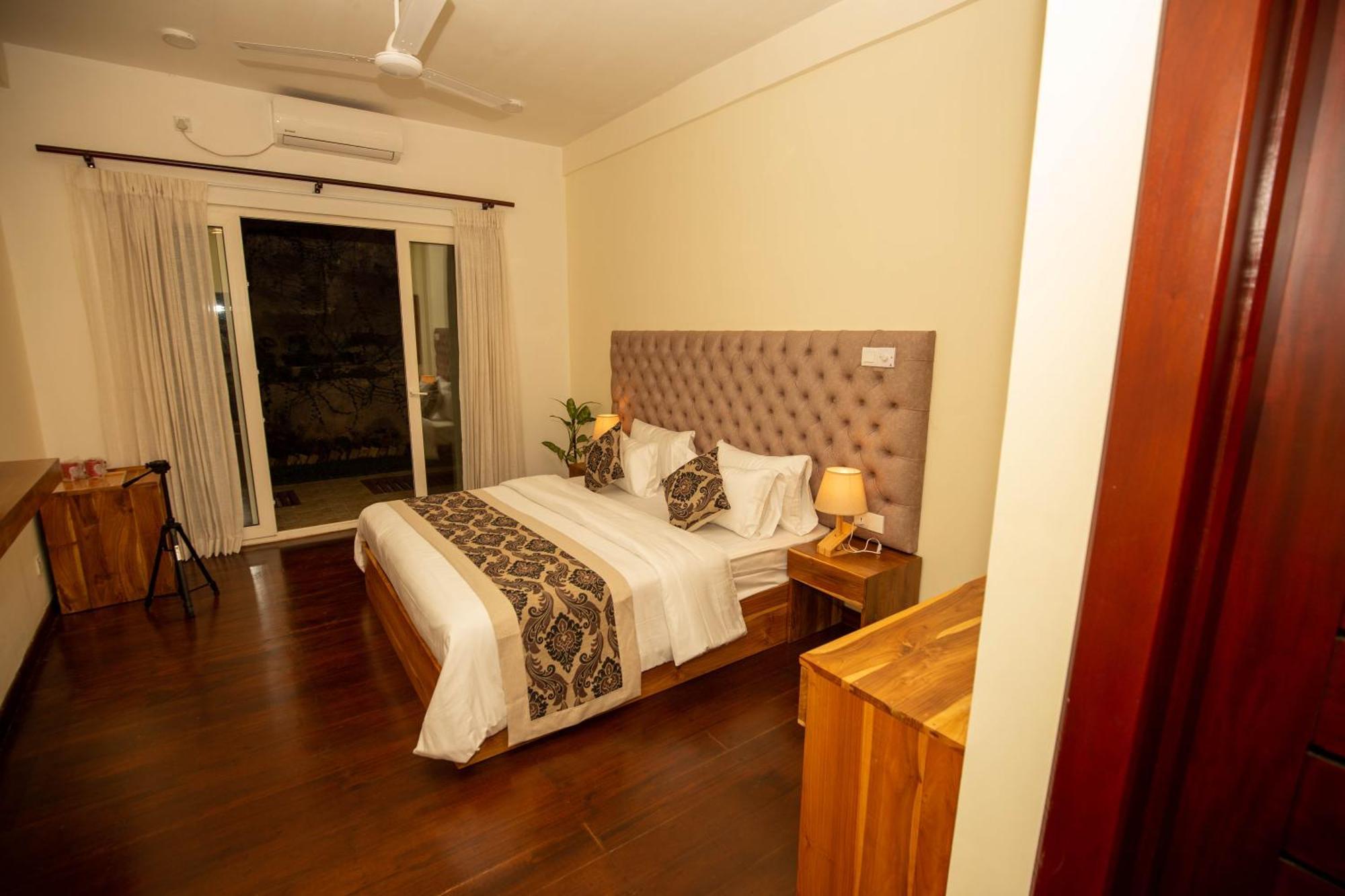 Manthra Leisure Hotell Kandy Eksteriør bilde