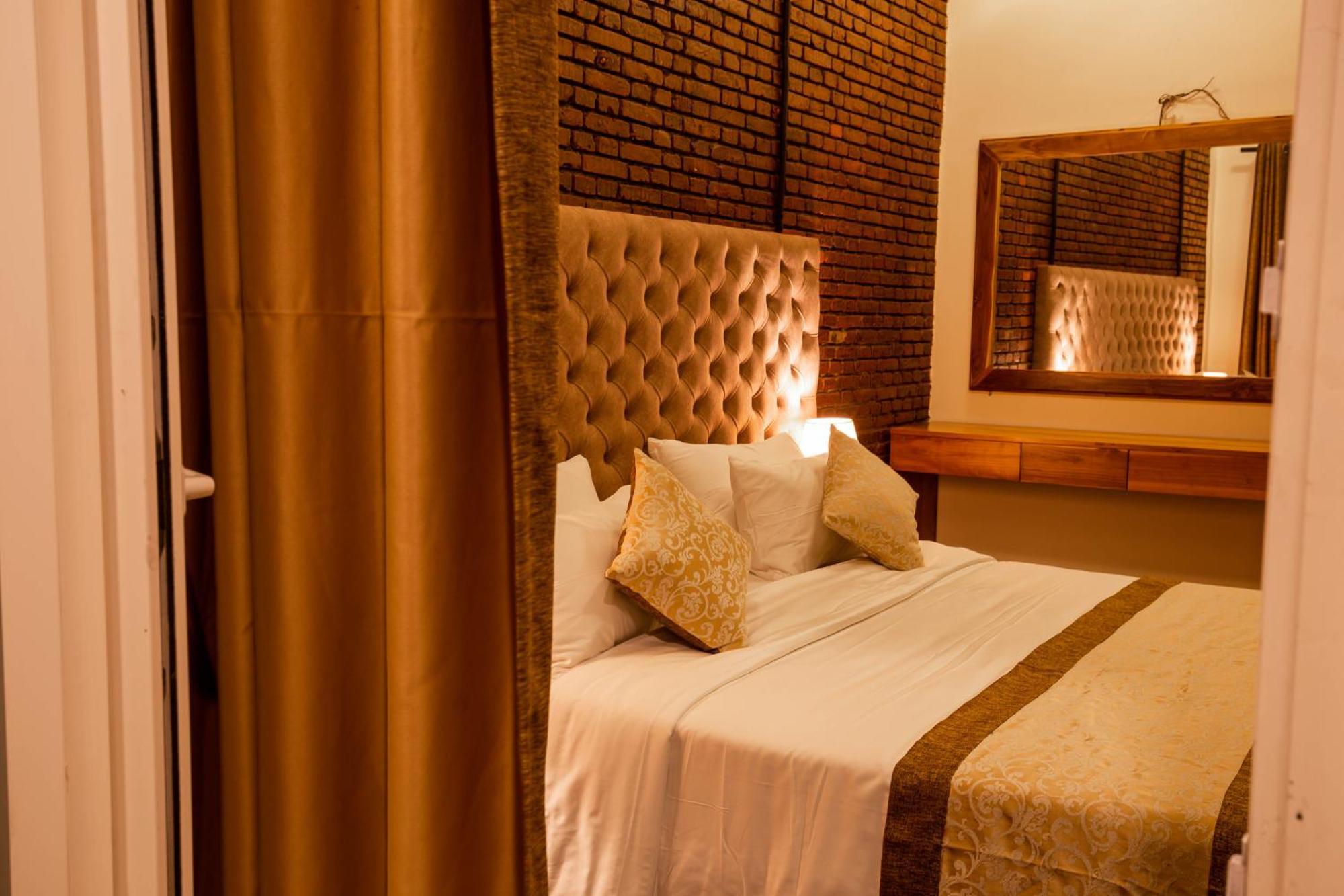 Manthra Leisure Hotell Kandy Eksteriør bilde