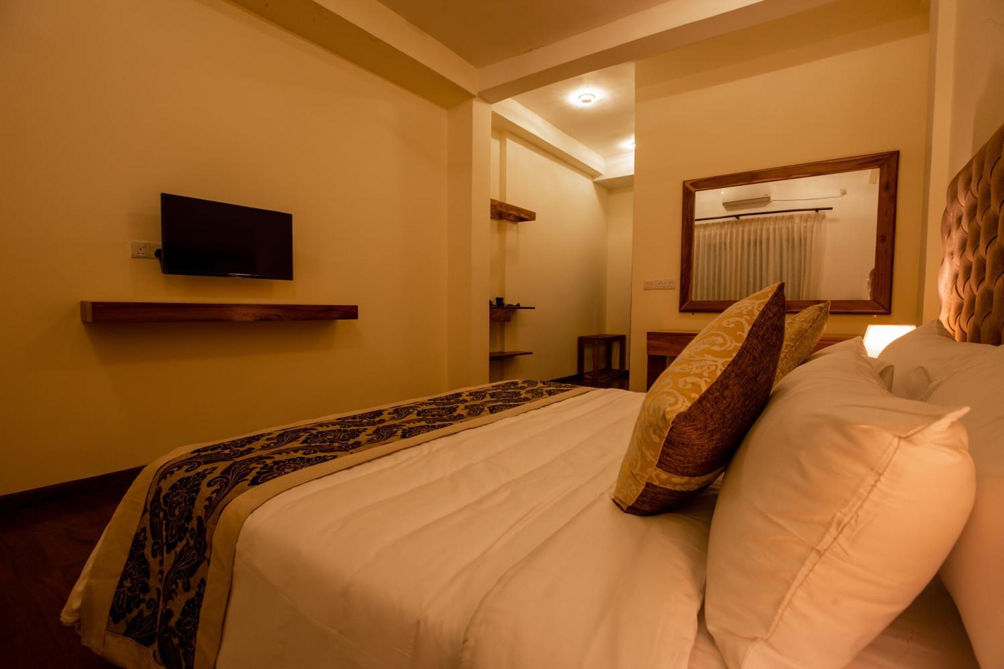 Manthra Leisure Hotell Kandy Eksteriør bilde