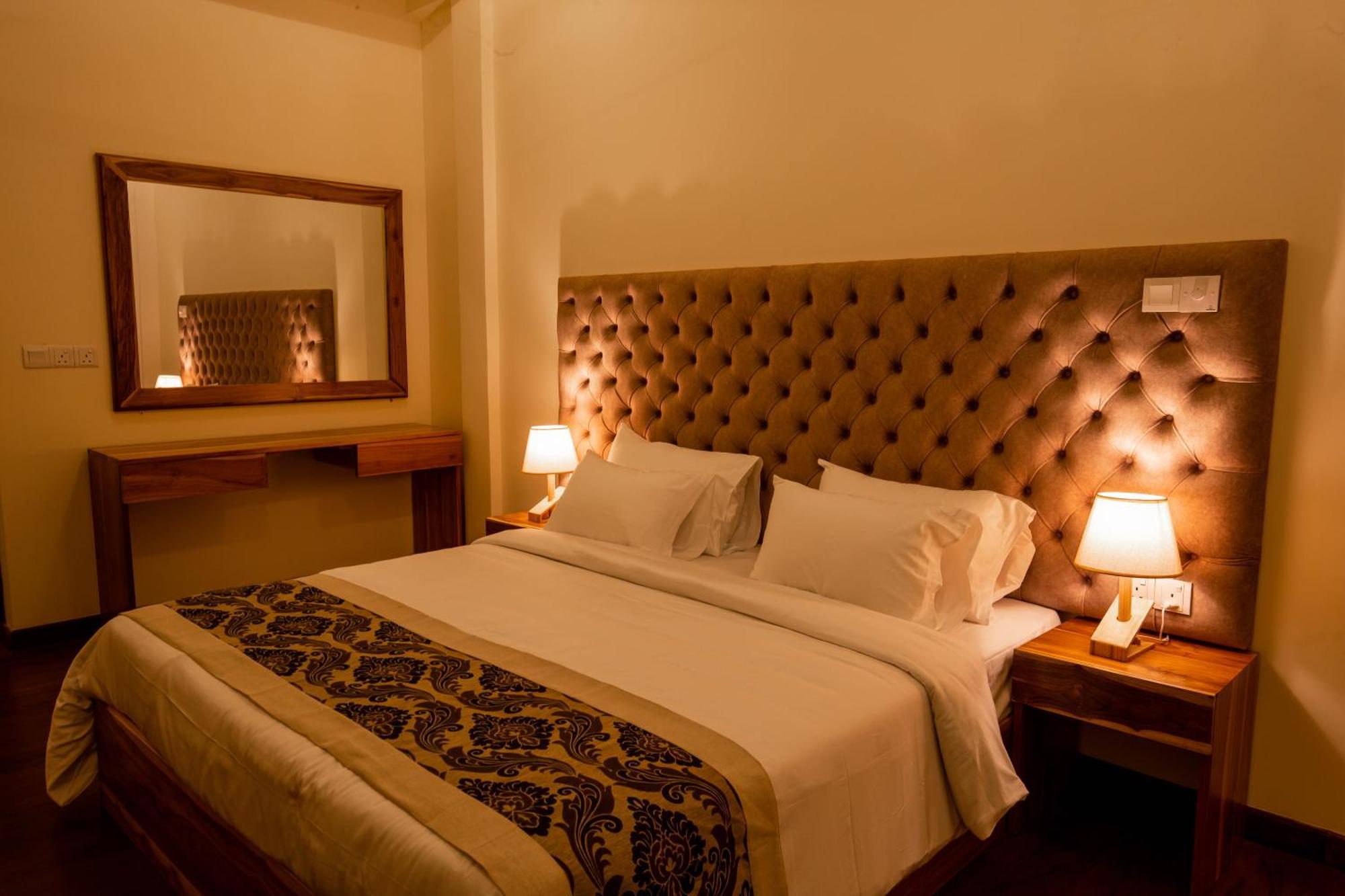 Manthra Leisure Hotell Kandy Eksteriør bilde